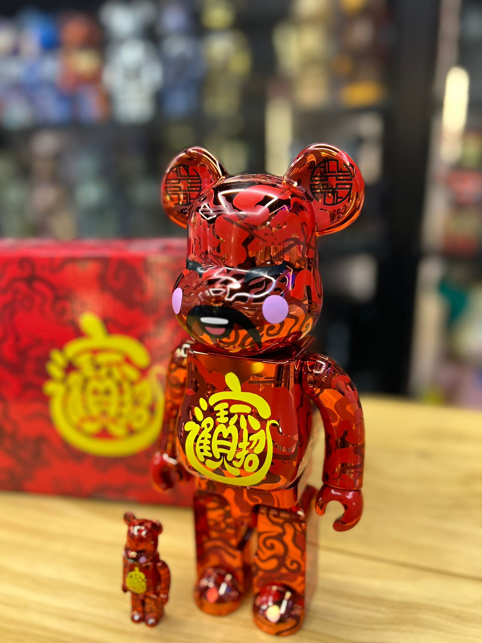 100% & 400% Bearbrick x acu 紅財神 招財進寶(Display Only)