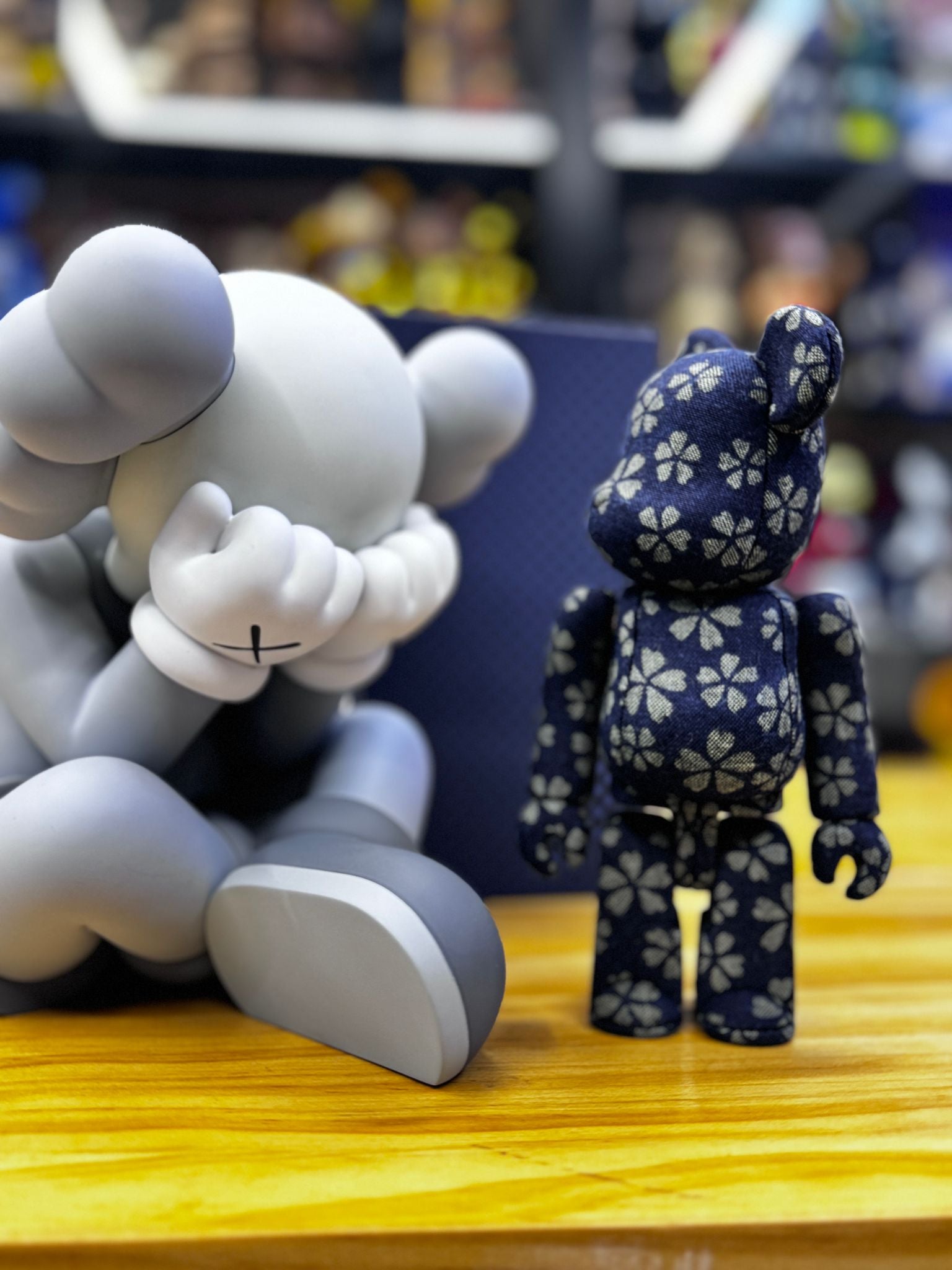 200% 木目込みBE@RBRICK 藍染めさくら