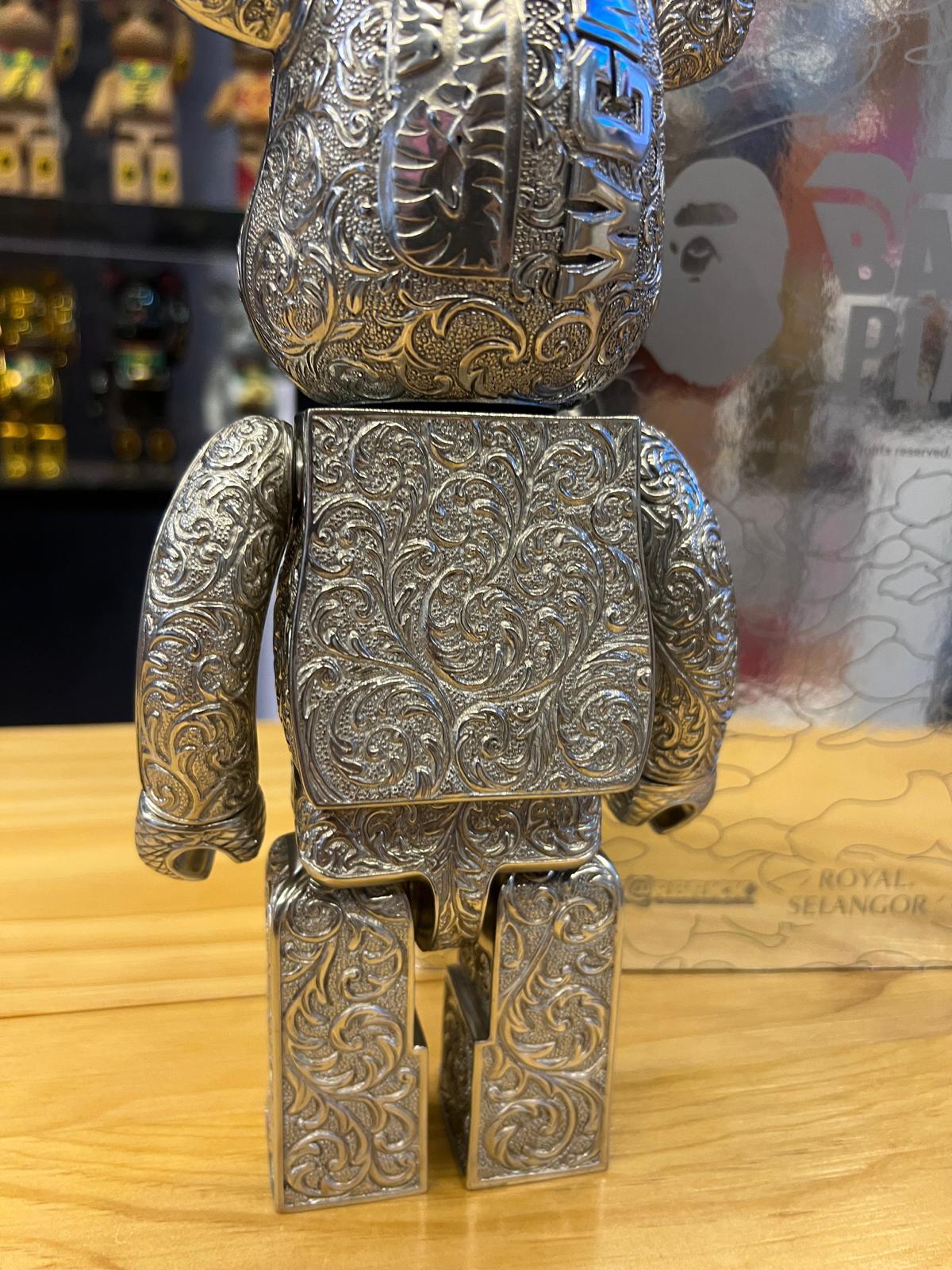 400％ Be@rbrick BAPE(R) Shark Royal Selangor Silver