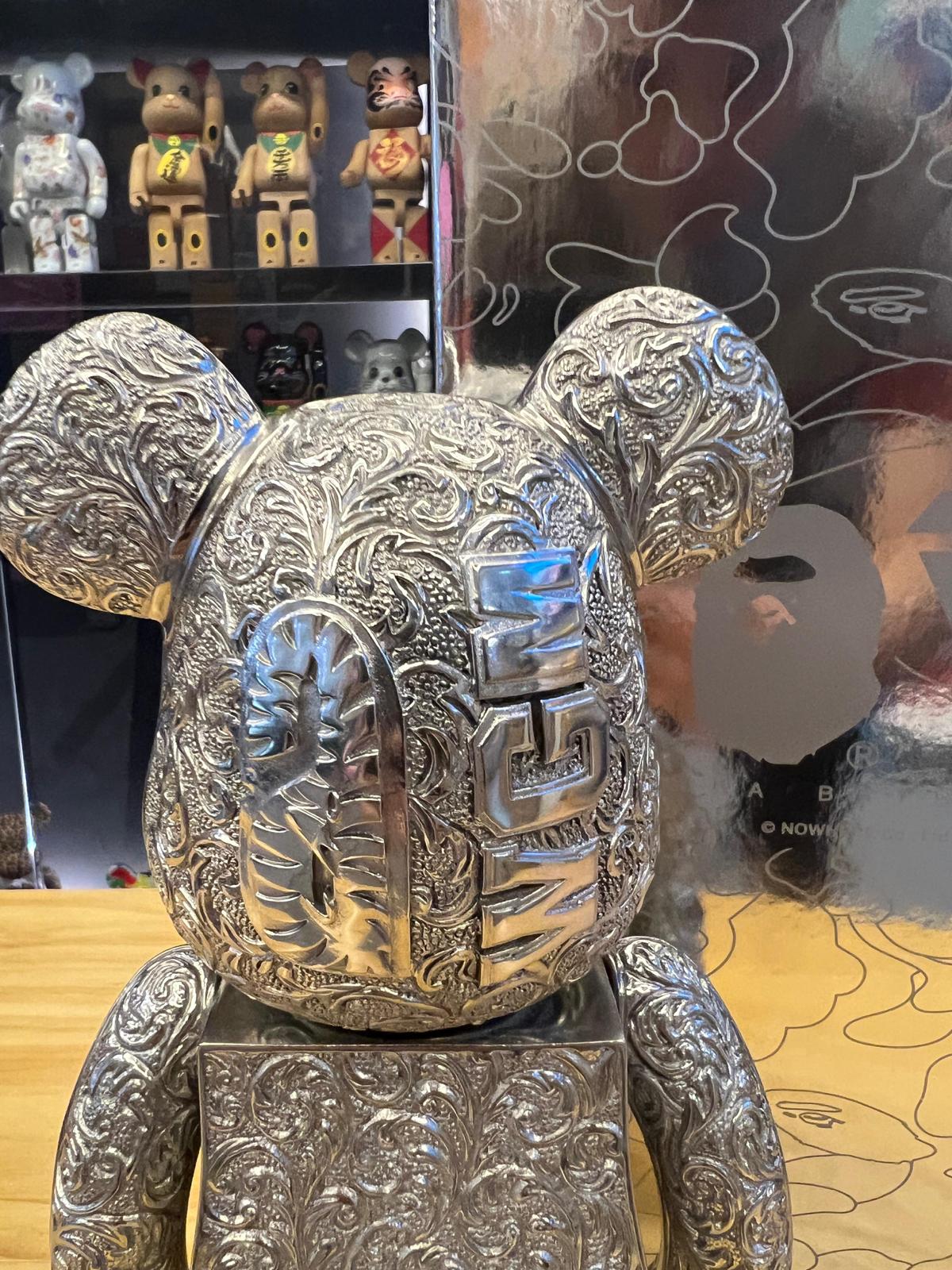 400％ Be@rbrick BAPE(R) Shark Royal Selangor Silver