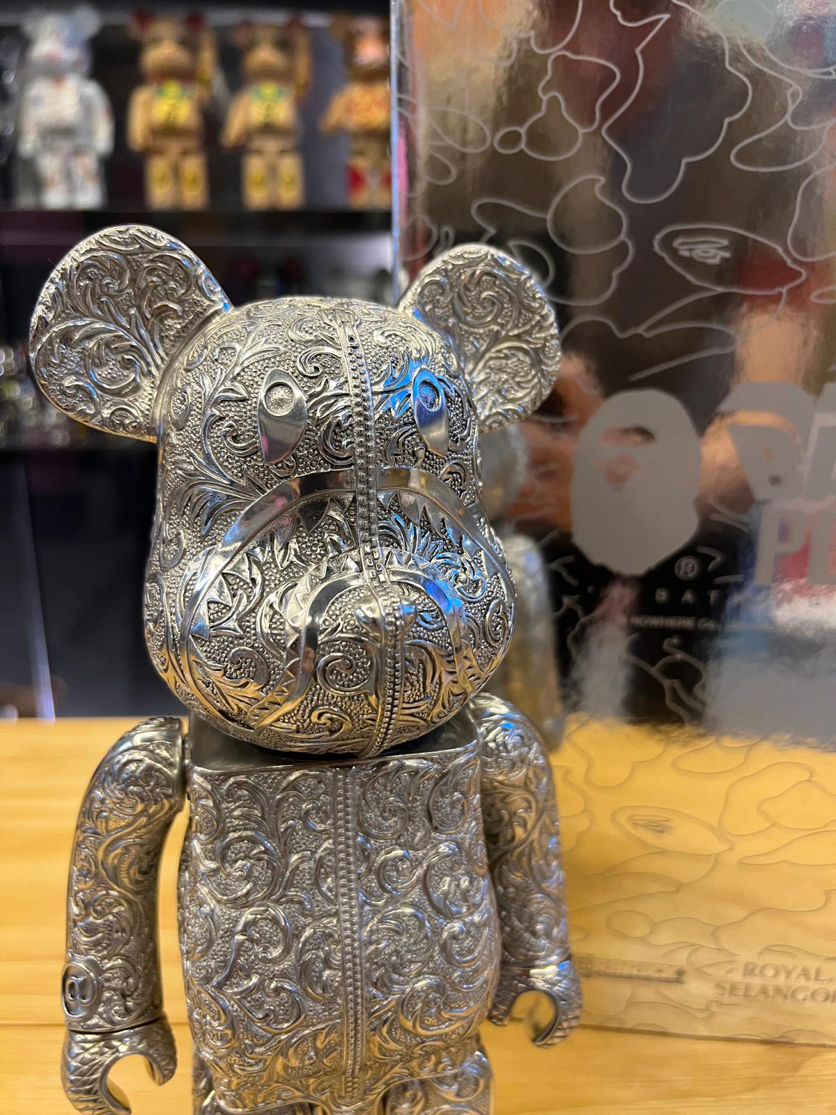 400％ Be@rbrick BAPE(R) Shark Royal Selangor Silver