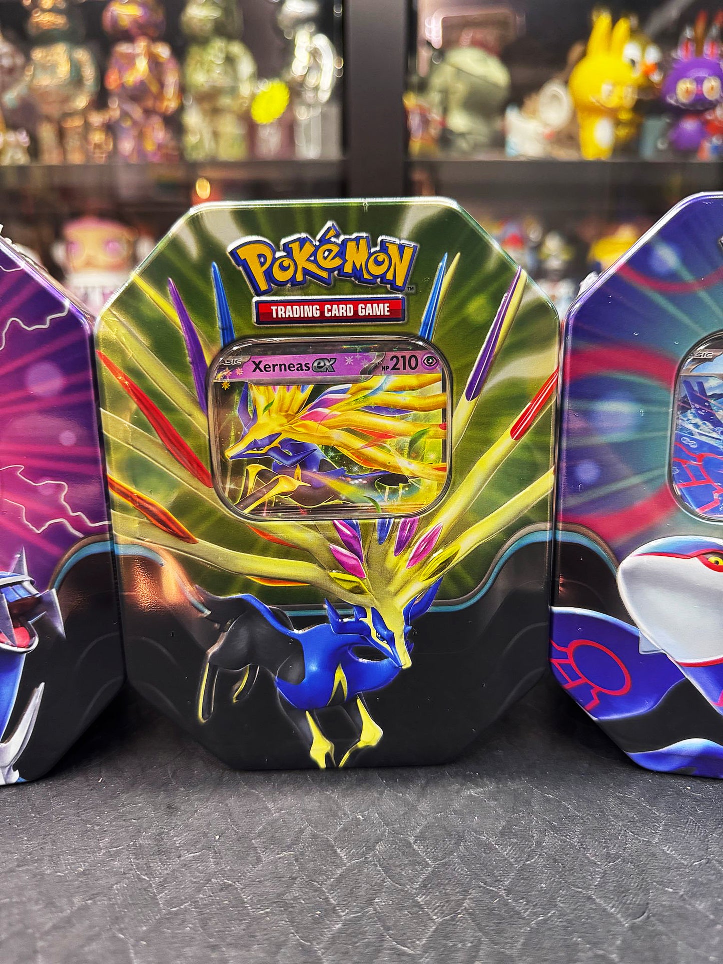 Pokemon Azure Legends Tin