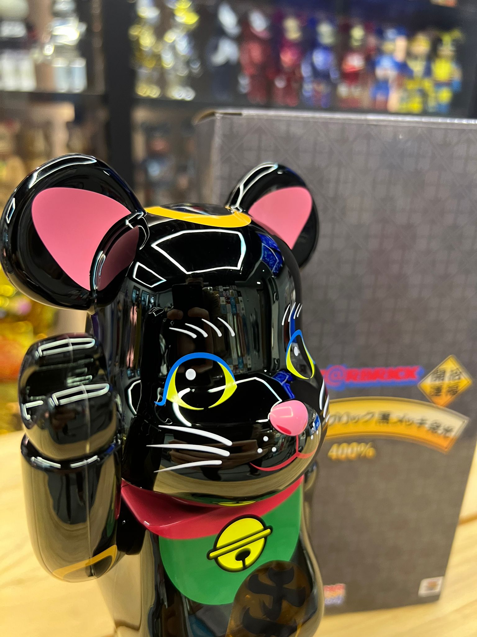 400％ Be@rbrick 招き猫 黒メッキ 発光