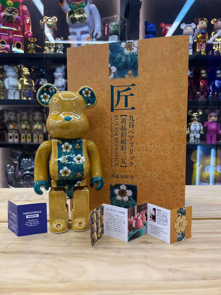 400% Be@rbrick 九谷燒 匠黄晶彩磁彩三友 (Kutani Ware Ceramics Artwork)