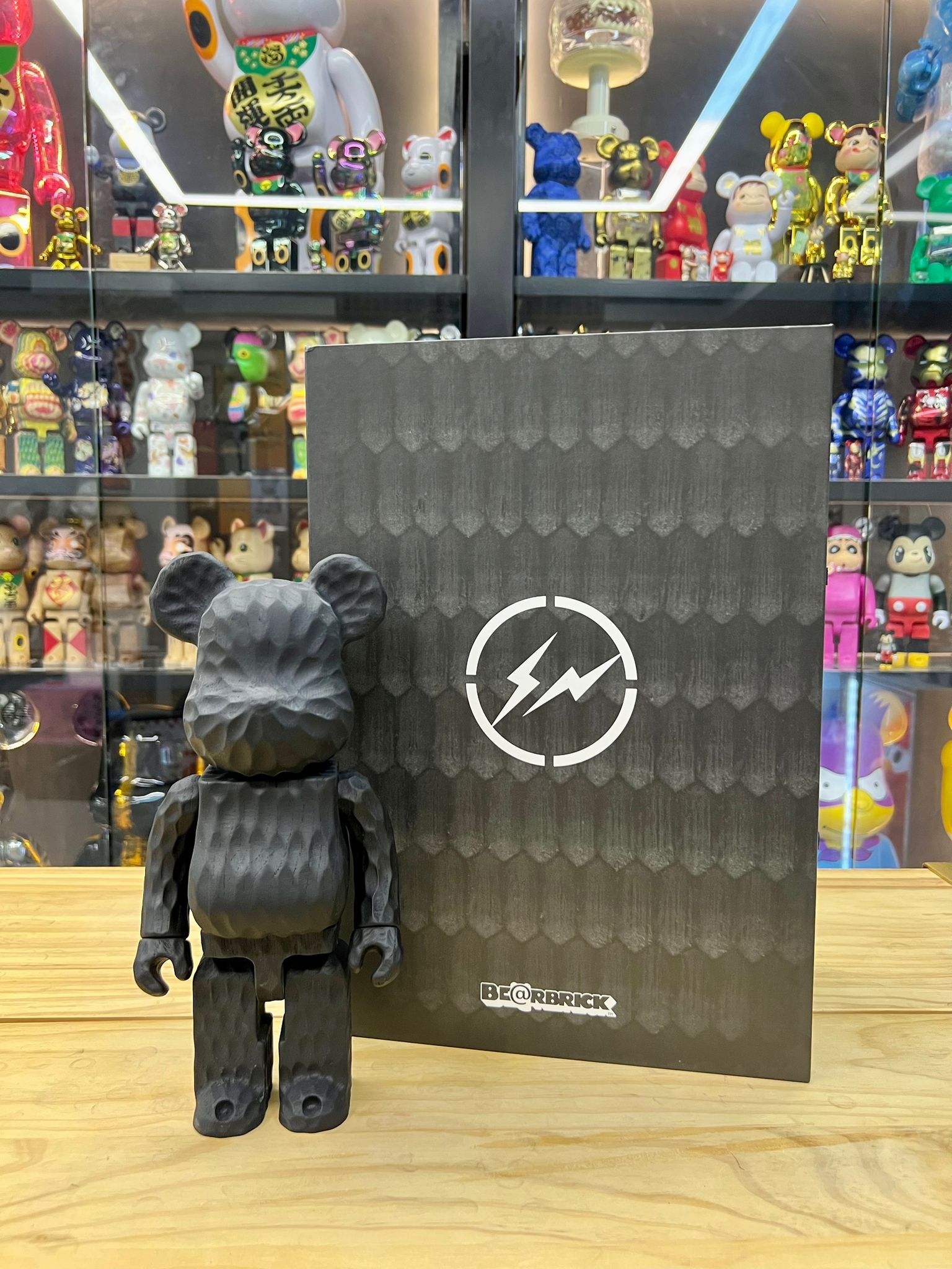 400% Be@rbrick Karimoku X Fragment (Carved Wooden)