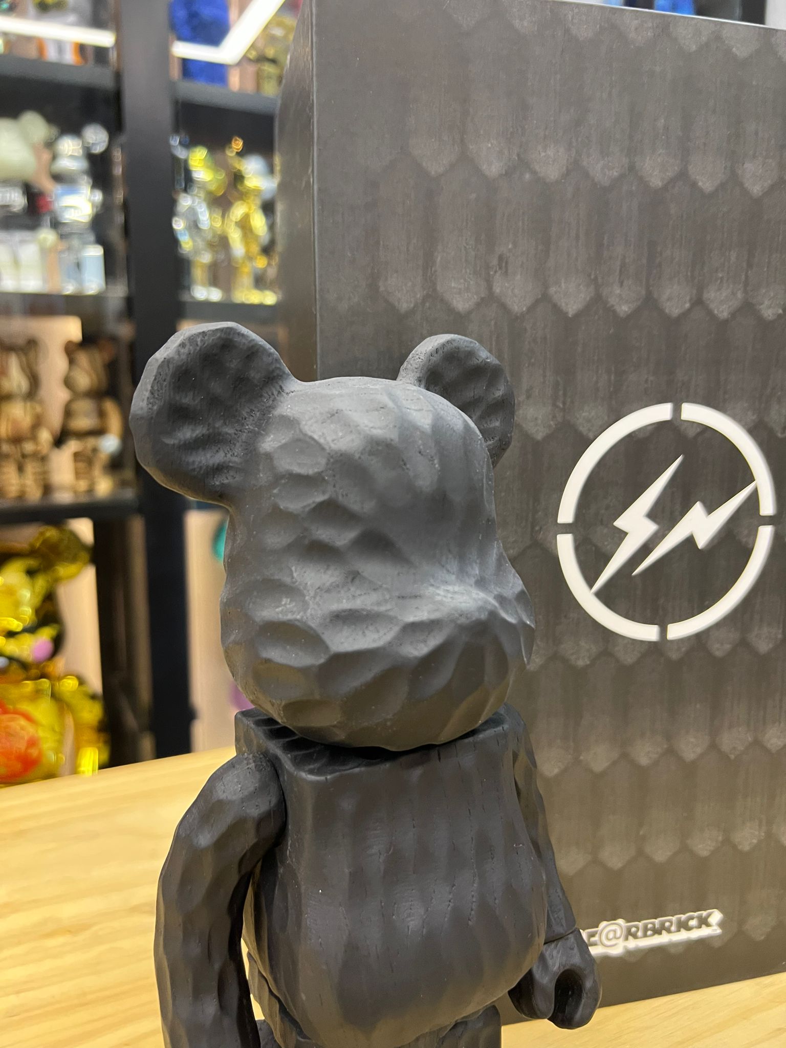 400% Be@rbrick Karimoku X Fragment (Carved Wooden)