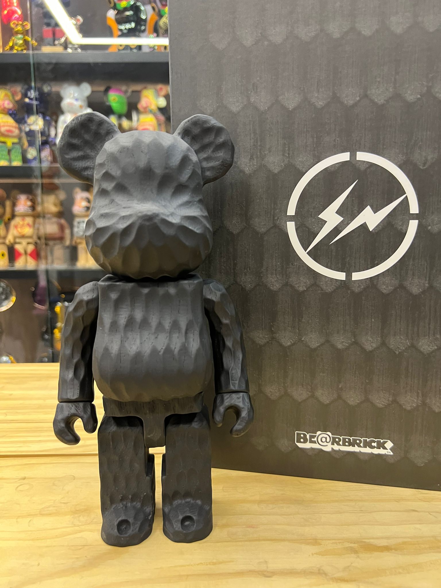 400% Be@rbrick Karimoku X Fragment (Carved Wooden)