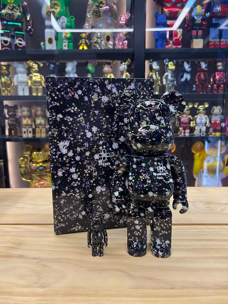 100% & 400% be@rbrick Anever Black